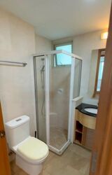 Queens (D3), Condominium #439097081